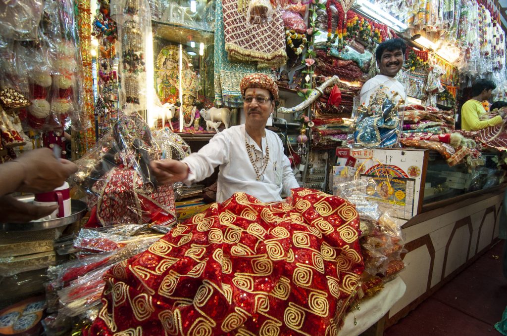 Immersive 12 Night Adventure Luxury Rajasthan Tour 8 11cb2c3c04668a50e578e7132c86b366 Louise and Scott at Hays Travel