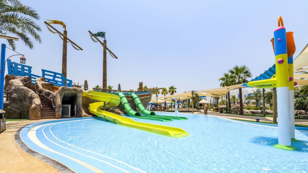 October Half Term - Qatar All Inclusive Beach Break From £5,449 9 492748965 686169894135036 2221410520312731179 n Louise and Scott at Hays Travel