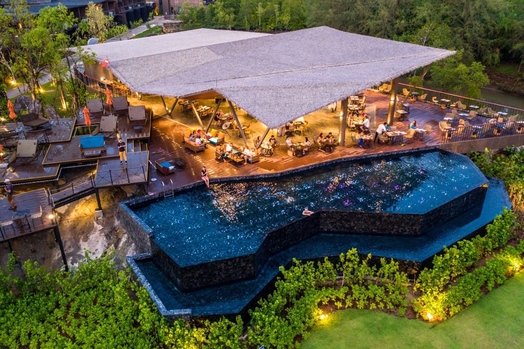 Amazing Thailand Holiday Deal: 10 Nights from £1,875 7 494160815 122129053154757687 4098218437175414566 n Louise and Scott at Hays Travel