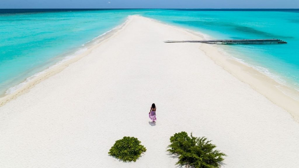 Amazing Kuramathi Maldives in 2025 4 494338553 122165695028304694 5148064625035872093 n Louise and Scott at Hays Travel