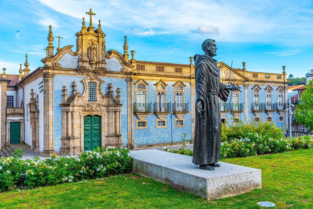 7 Unforgettable Train Journeys Through Portugal's Douro Valley -Book Now! 13 494637091 3873206019676495 5609787768529411506 n Louise and Scott at Hays Travel