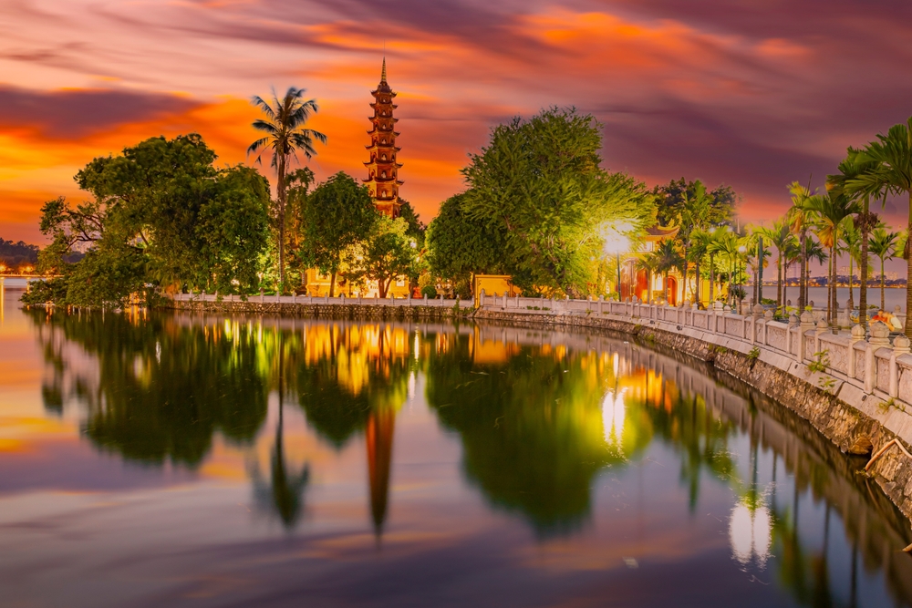 Amazing 12 Nights Vietnam: Discover Hanoi, Da Nang & Hoi An 3 494643266 1105795288251370 2111348558511204038 n Louise and Scott at Hays Travel