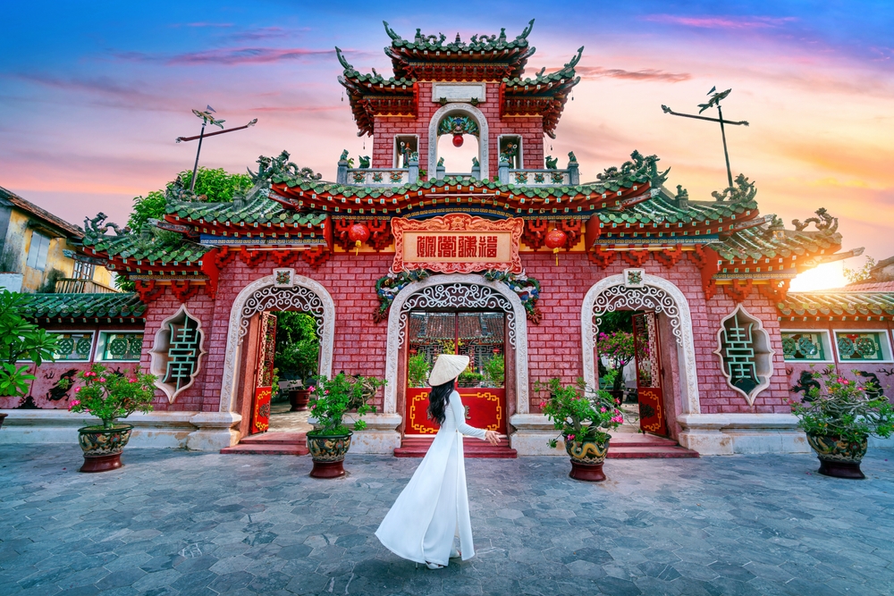 Amazing 12 Nights Vietnam: Discover Hanoi, Da Nang & Hoi An 9 494692816 1105795144918051 2215136727777193295 n Louise and Scott at Hays Travel