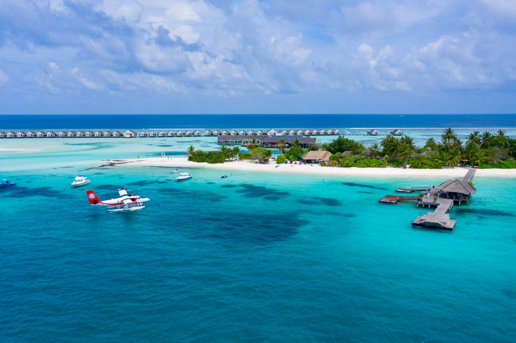 9 Nights in Maldives: Save 37% on Luxury Escape 1 494739827 10164781594209688 6673648520232209091 n 1 Louise and Scott at Hays Travel