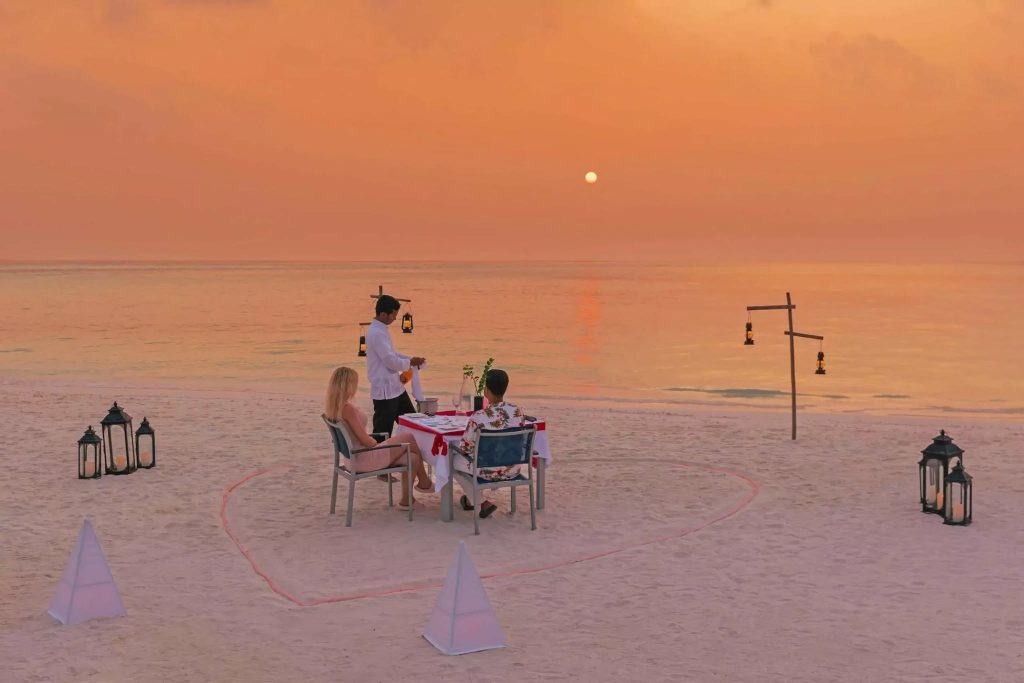 Amazing Twin Centre Abu Dhabi & Maldives 2026: 10 Nights of Luxury From £2590pp 5 twin centre