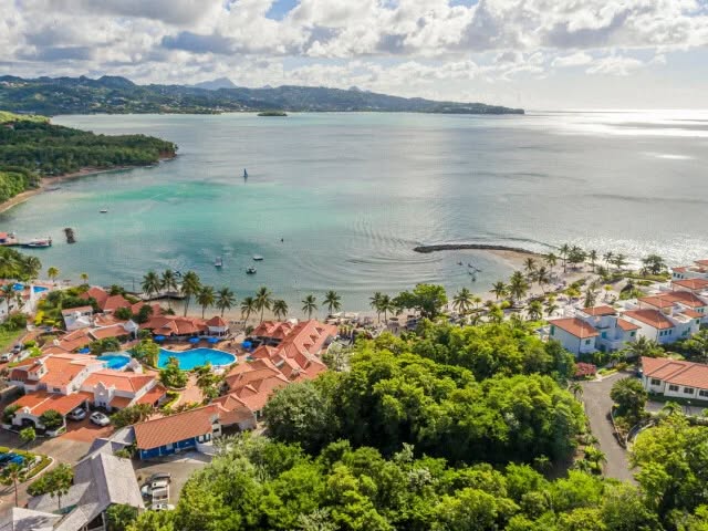 7 Reasons to Book Your Next Holiday with Amazing Independent Travel Agents 24 495643982 2510564389288701 4032917060499743266 n Louise and Scott at Hays Travel