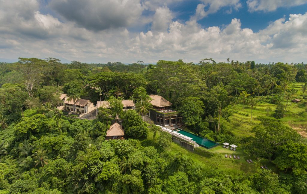 Amazing 9 Nights Bali Ubud & Beach Adventure from £1,609pp 6 495800048 665703873109733 5196929856543804987 n 1 Louise and Scott at Hays Travel