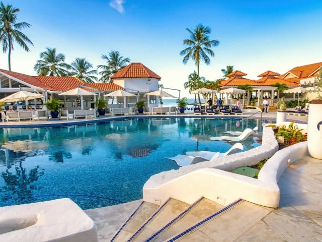 7 Reasons to Book Your Next Holiday with Amazing Independent Travel Agents 23 independent travel agent