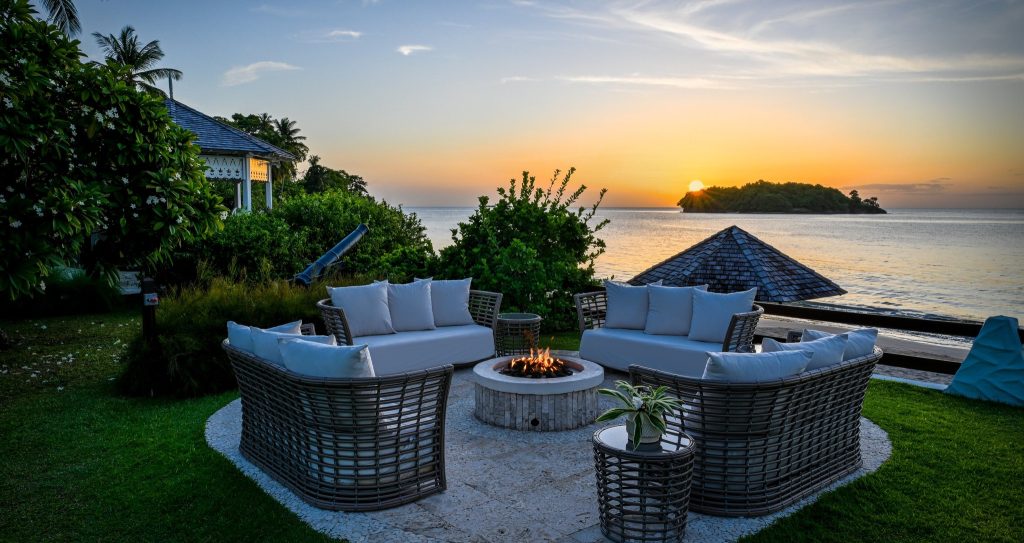 Discover 7 irresistible reasons to book Sandals Halcyon Saint Lucia 6 496076316 2678075589058099 8280200531934368888 n Louise and Scott at Hays Travel
