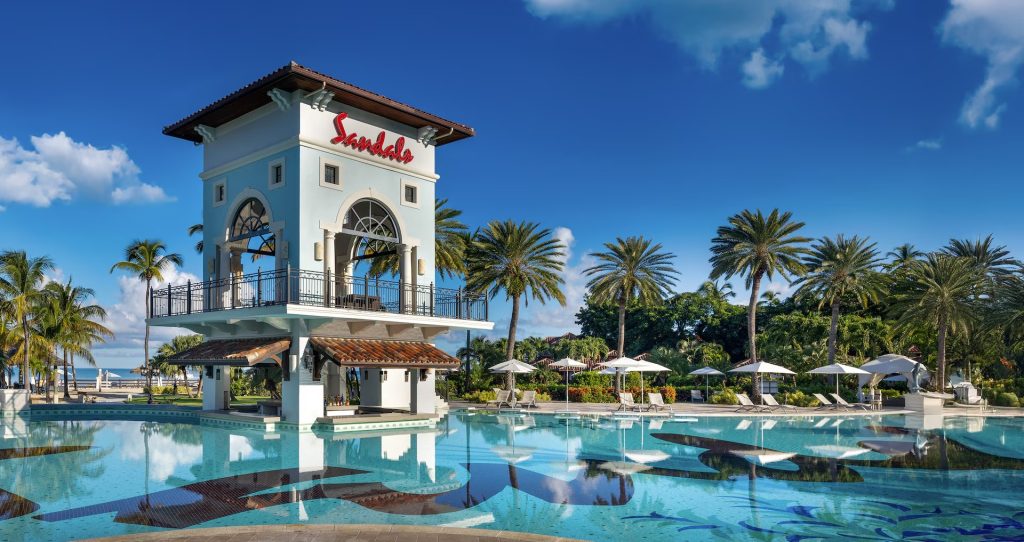 Get your amazing Escape in 2025: USA & Caribbean Twin-Centre Holiday from £2,699pp 4 496156008 1126052962900116 698593233078410209 n 1 Louise and Scott at Hays Travel
