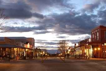 Amazing Tombstone Ranch & Scottsdale – Arizona Family Adventure! From £1889pp 9 496253786 2510782362600237 8532669882114038553 n Louise and Scott at Hays Travel