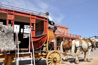 Amazing Tombstone Ranch & Scottsdale – Arizona Family Adventure! From £1889pp 7 496315891 2510782469266893 2314317319867023251 n Louise and Scott at Hays Travel