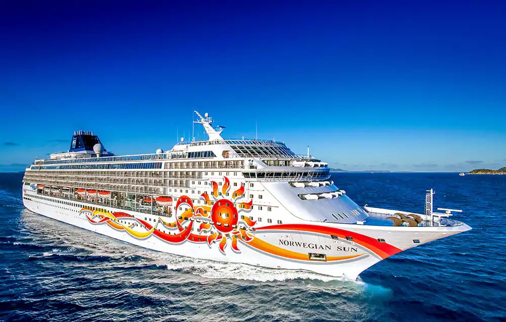 Amazing Norwegian Cruise Linen deal - 14-Night Tropical Panama Sun & Canal Adventures 2 496796266 2516958365315970 4911855648860762749 n 1 Louise and Scott at Hays Travel