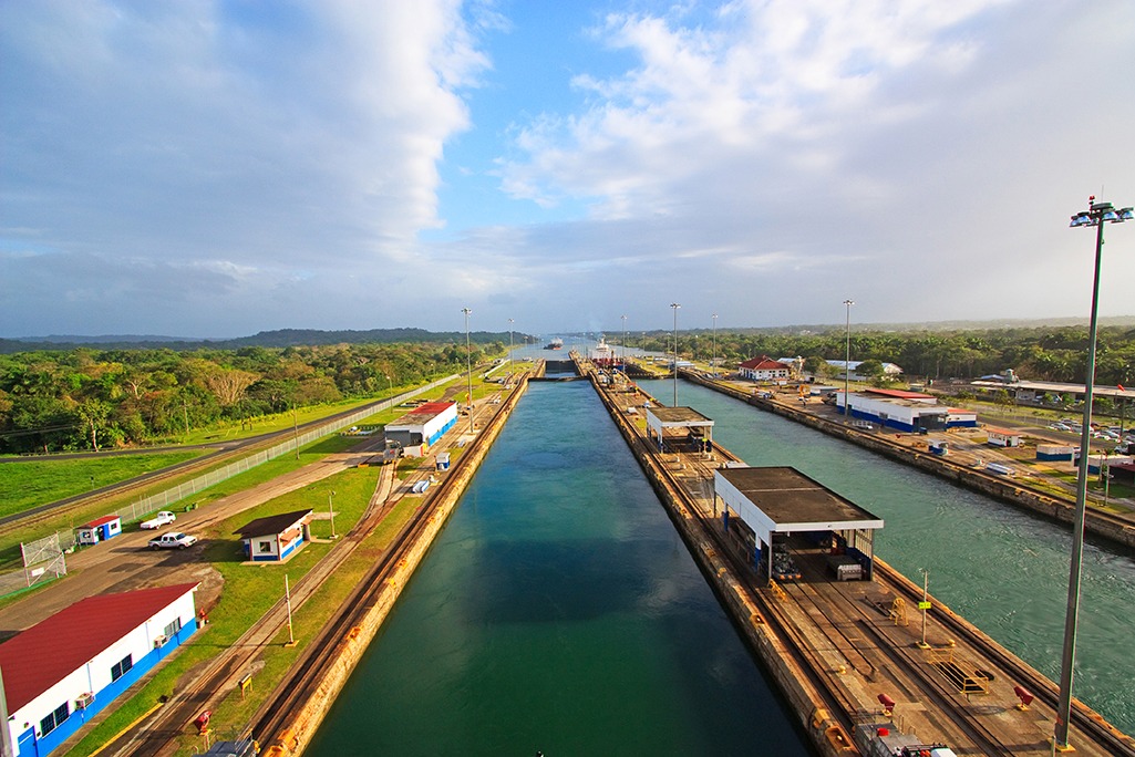 Amazing Norwegian Cruise Linen deal - 14-Night Tropical Panama Sun & Canal Adventures 6 496803261 2516959158649224 123462720853944101 n Louise and Scott at Hays Travel