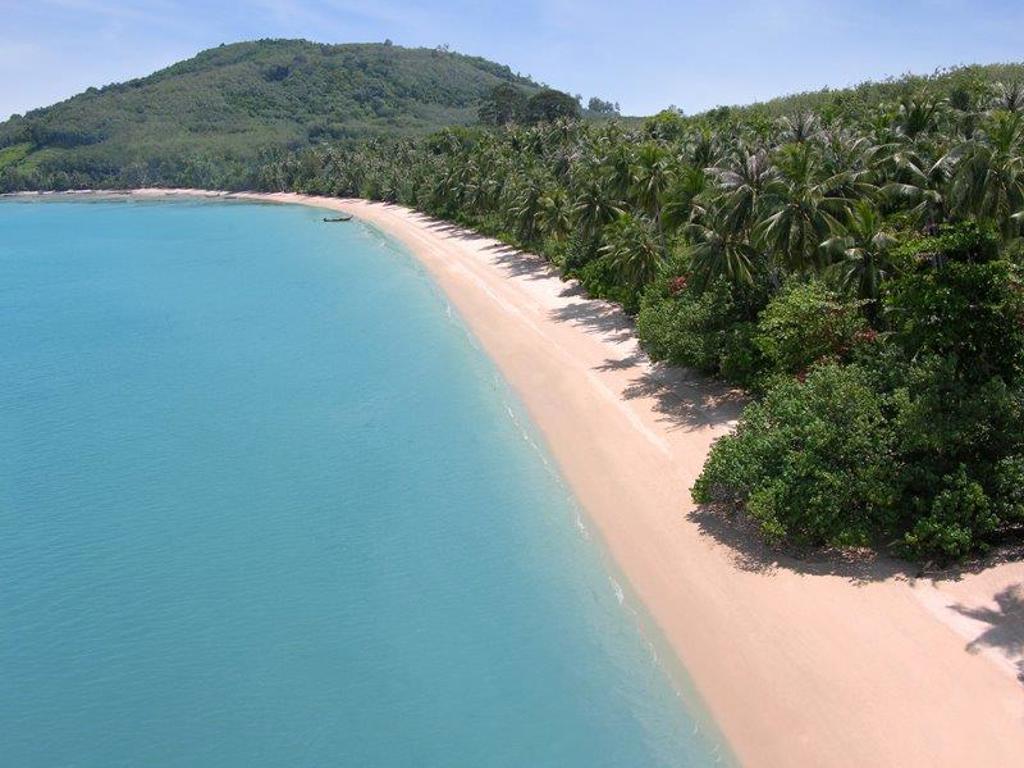 Unforgettable 9-Night Thailand Luxury Escape from £2,959pp Fly Business Class 4 499735638 566384813165812 5692284872437371575 n 1 Louise and Scott at Hays Travel