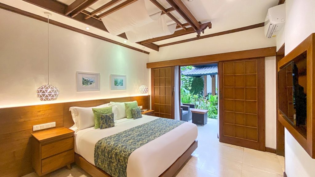 Amazing 10 Nights in Bali Twin Centre from £1,749 1 500777502 691246476960711 6451350511626175118 n Louise and Scott at Hays Travel