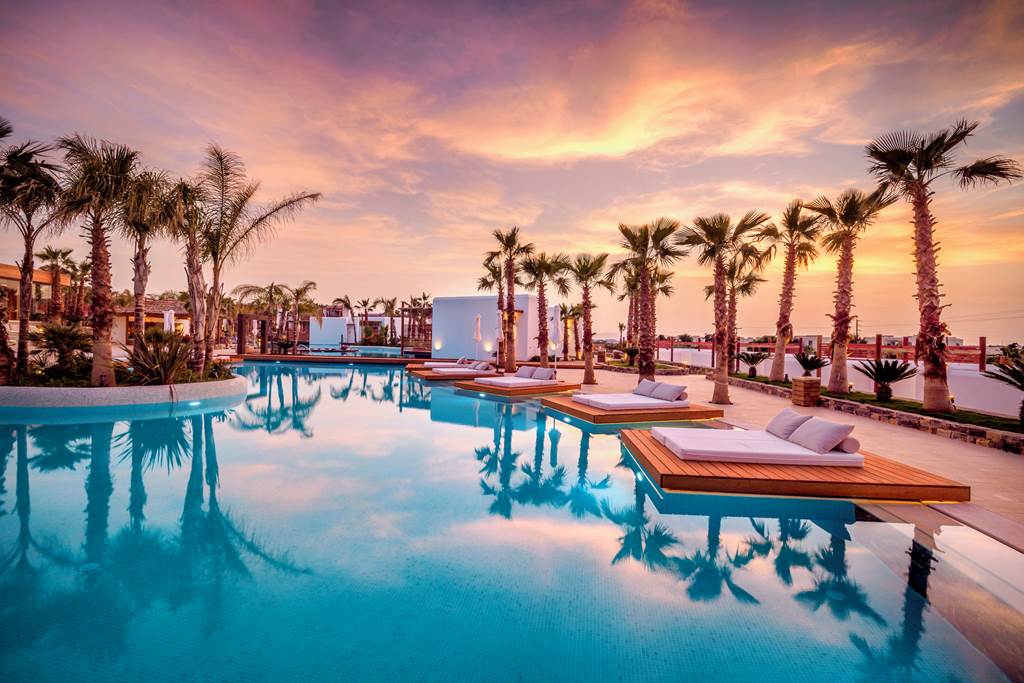 Jet2 Holidays Indulgent Escapes to Unforgettable Stella Island Luxury Resort & Spa From £2,367 2 Louise and Scott at Hays Travel