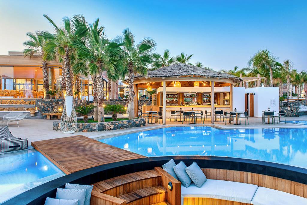 Jet2 Holidays Indulgent Escapes to Unforgettable Stella Island Luxury Resort & Spa From £2,367 5 Louise and Scott at Hays Travel