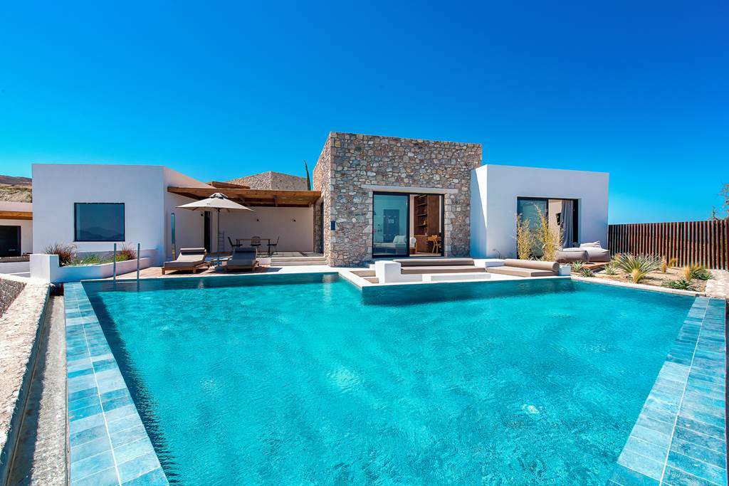 Jet2 Holidays Beautiful KOIA All Suite Wellbeing Resort Agios Fokas, Kos from £1,207 10 KGS 84325 KOIA All Suite Wellbeing Resort 1123 38 Louise and Scott at Hays Travel