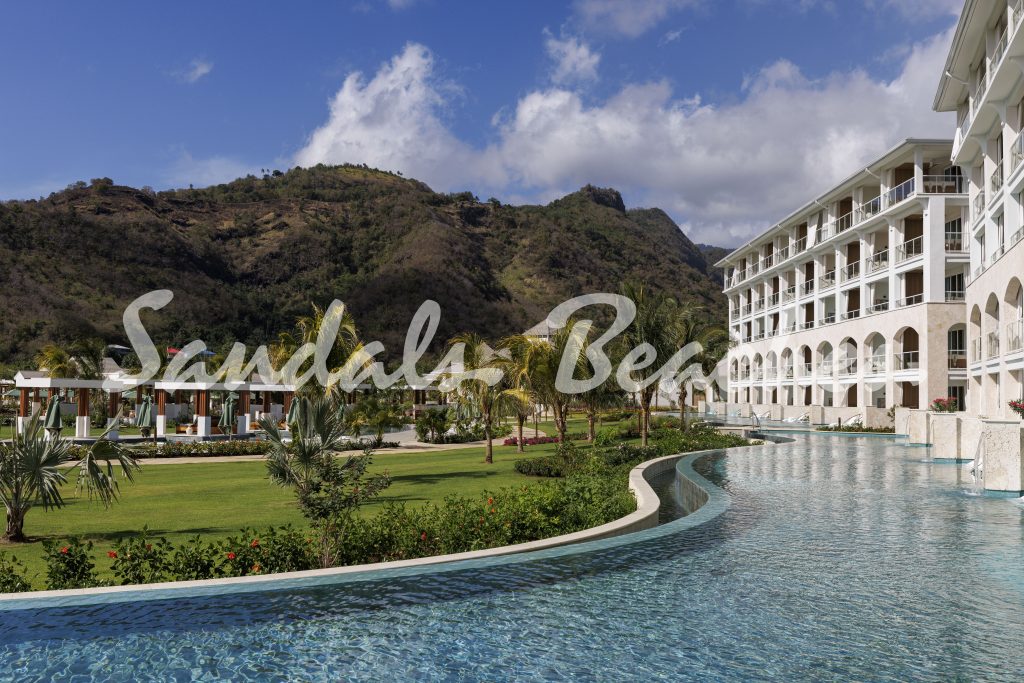 Sandals Resorts - Dream Caribbean Escape Save upto £300pp 1 Watermark SSV Grounds Swim up Pool 1 Louise and Scott at Hays Travel