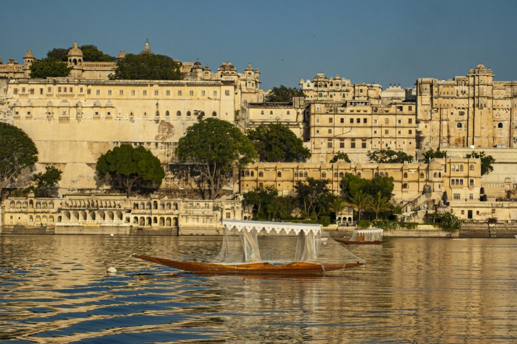 Immersive 12 Night Adventure Luxury Rajasthan Tour 9 c2f4f0f87ecd65ec105c18222791e1b8 1 Louise and Scott at Hays Travel