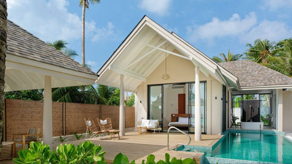 Luxury Maldives Island Hopping Adventure with Free Upgrades from £3,875pp 4 494741109 706482162103809 1407684510416126190 n Louise and Scott at Hays Travel