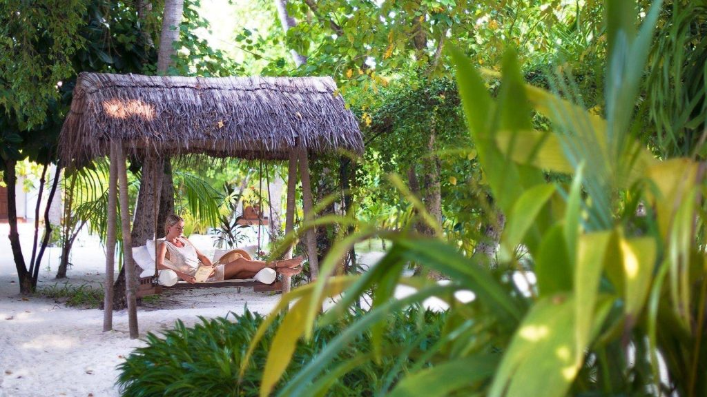 All Inclusive Maldives Escape at Diamonds Thudufushi – Where Barefoot Luxury Meets Unforgettable Adventure from £2699pp 6 499588000 709251491826876 482091175911923094 n Louise and Scott at Hays Travel