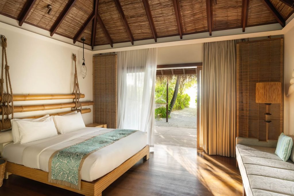 Constance Moofushi From £3089pp Luxury Travel Redefined - Your Unforgettable Maldives Adventure 6 502485634 2530276070650866 1316341436999333196 n Louise and Scott at Hays Travel