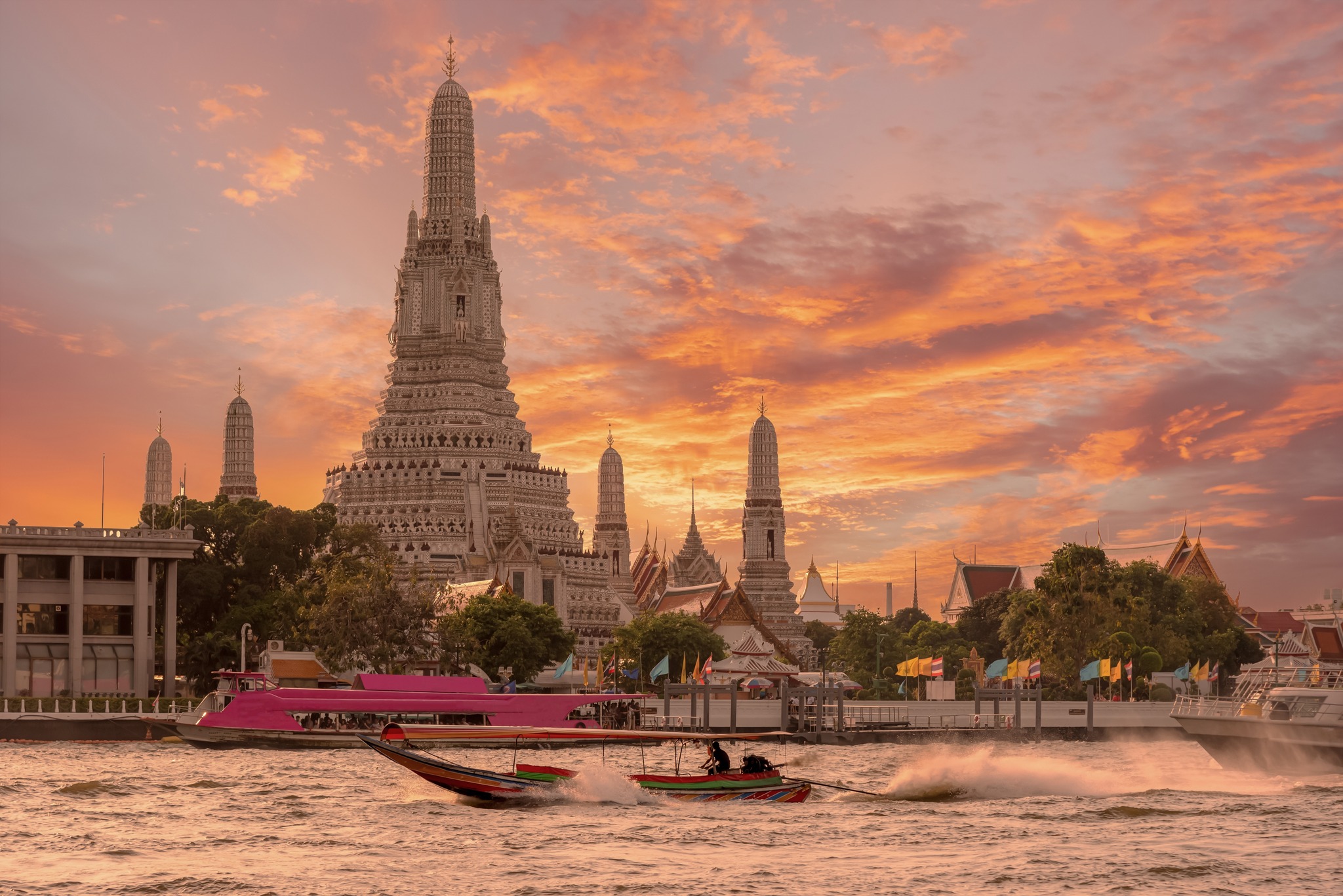 Essential Vietnam & Cambodia adventure