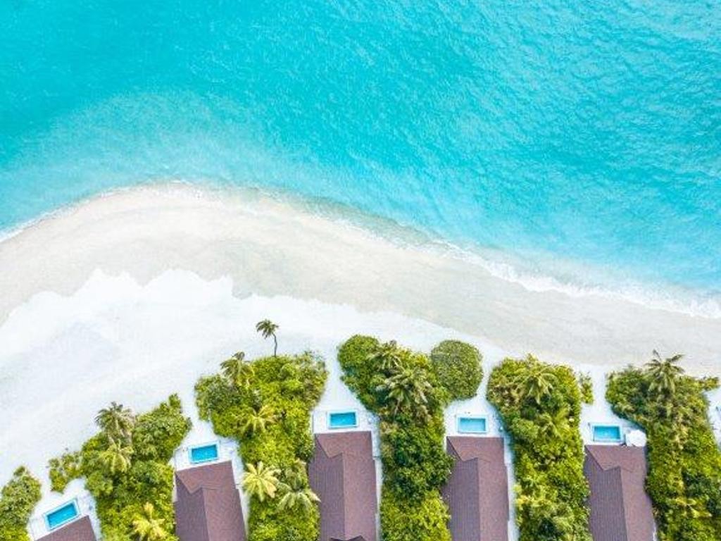 Luxury Travel Escapes: Bespoke Holidays Reimagined! The Standard Huruvalhi Maldives from £2869pp 8 509186735 569634072890890 3160530252689621782 n Louise and Scott at Hays Travel