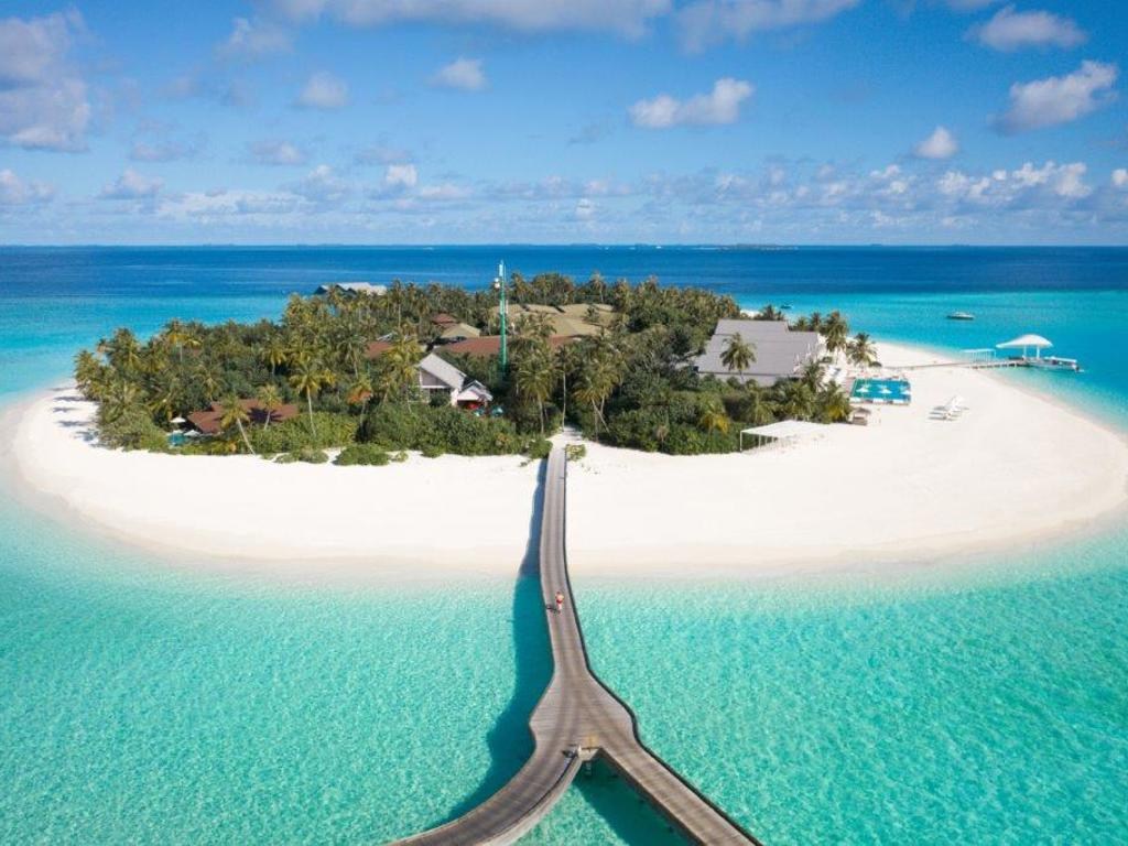 Luxury Travel Escapes: Bespoke Holidays Reimagined! The Standard Huruvalhi Maldives from £2869pp 9 509610207 569634006224230 7829513351008249902 n Louise and Scott at Hays Travel