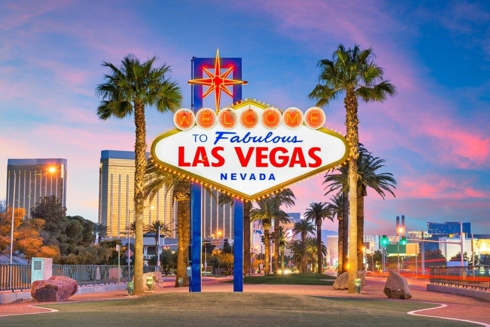 Dream the American Dream on This Unforgettable USA Golden Triangle Escape from £153 pp per month 4 511002332 1168458565324946 1672784202074700087 n 1 Louise and Scott at Hays Travel