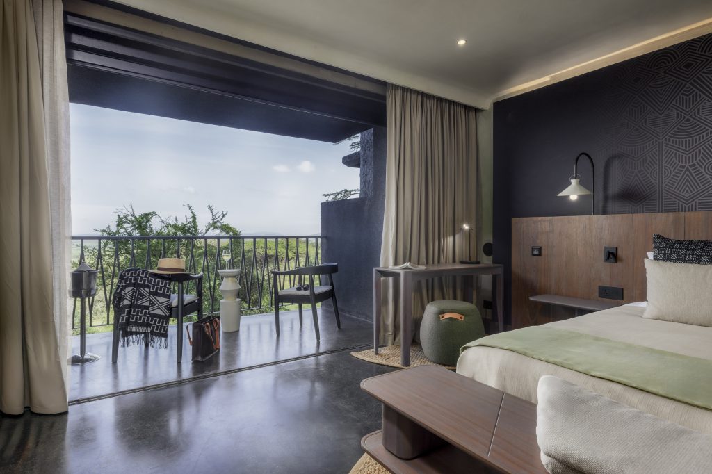 Luxury Tanzania Safari Adventure from £ 3,999 PP 5 5776a94f626f6a0a27e45b0aa230715b Louise and Scott at Hays Travel