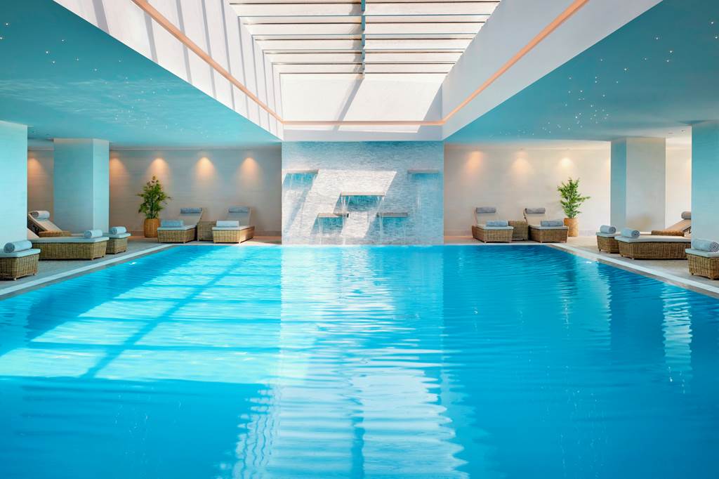 Your Holiday to Ikos Aria: Ultimate Luxury Escape Experience From £2361pp 11 KGS 79201 Ikos Aria 0719 01 Louise and Scott at Hays Travel