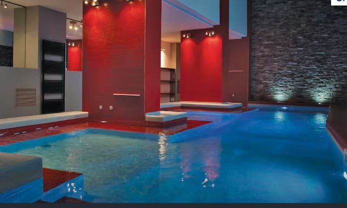 Escape Ski Holiday Discover Hotel Rivé: Bardonecchia's from £896pp 2 SKI3 1 Louise and Scott at Hays Travel