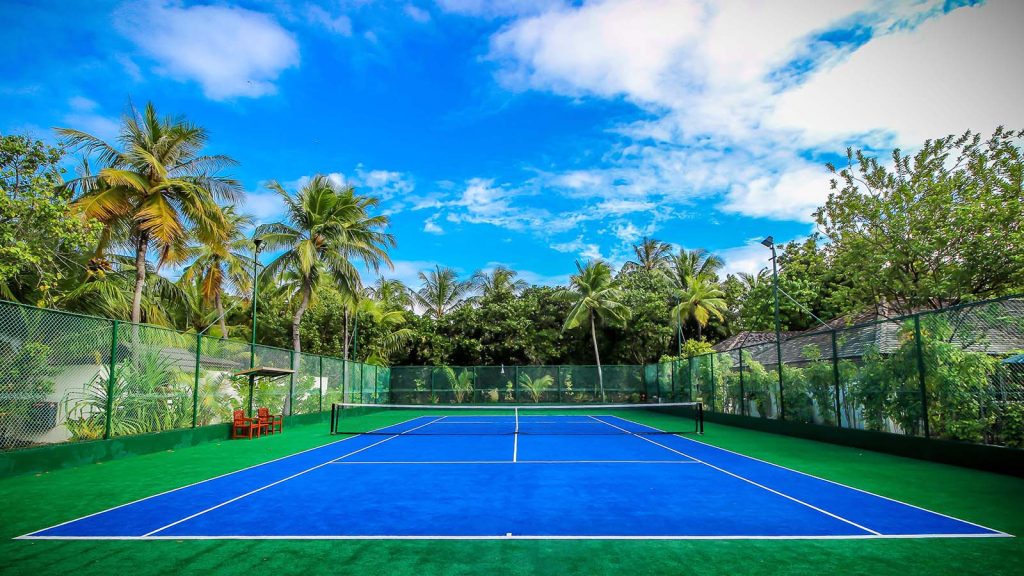 Luxury at Kuredu Maldives Resort & Spa – Your Gateway to Paradise From £2058.60pp 19 Tennis court 1600 900 Louise and Scott at Hays Travel