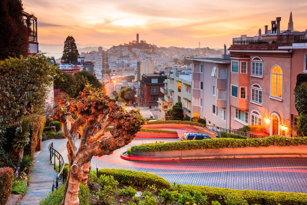 Amazing Deal US Golden Triangle – 10 Nights from £967pp 14 518107917 2566835330328273 1612496271200142303 n Louise and Scott at Hays Travel