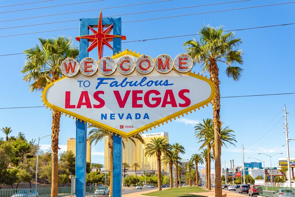 Amazing Deal US Golden Triangle – 10 Nights from £967pp 1 518272895 2566836000328206 6185737960594320586 n 1 Louise and Scott at Hays Travel