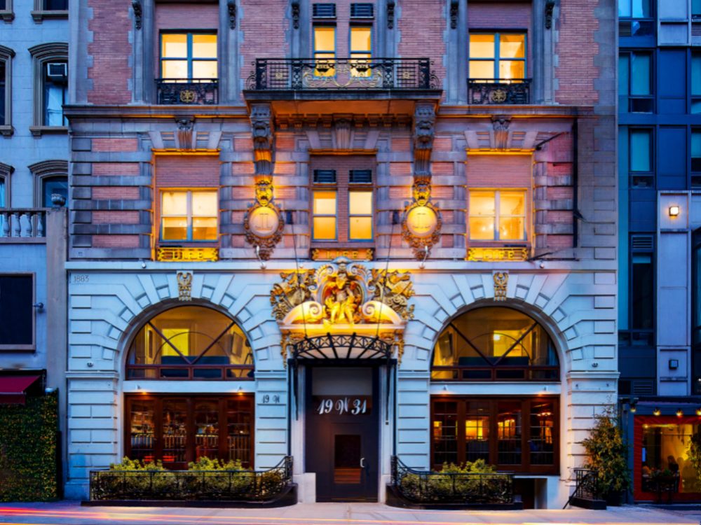 Discover Our Exclusive New York Late Deal from £766pp 8 518322530 2569431786735294 5824612028853540570 n 1 Louise and Scott at Hays Travel