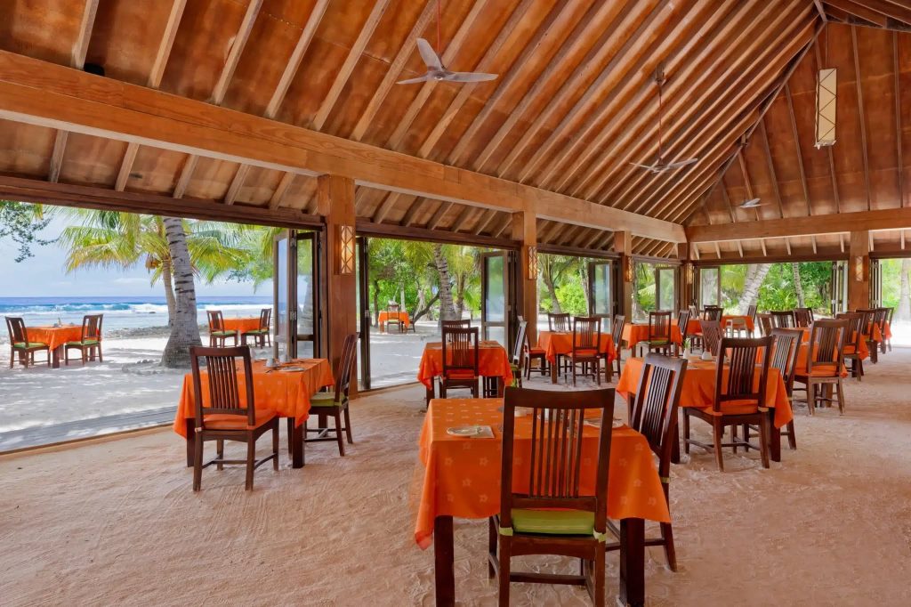 4★ Maldives Escape – All-Inclusive Paradise at Canareef Resort 4 518326056 2570208826657590 1007195822324437500 n Louise and Scott at Hays Travel