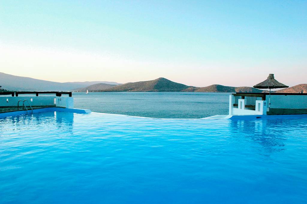 Amazing Adult Only Aquila Elounda Village From £1460pp 23 HER 87913 Aquila Elounda Village 0824 08 1 Louise and Scott at Hays Travel