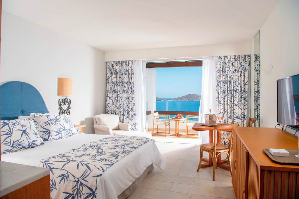 Amazing Adult Only Aquila Elounda Village From £1460pp 17 HER 87913 Aquila Elounda Village 0824 16 Louise and Scott at Hays Travel