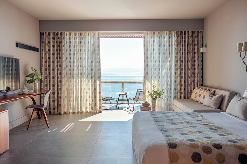 Amazing Adult Only Aquila Elounda Village From £1460pp 16 HER 87913 Aquila Elounda Village 0824 22 Louise and Scott at Hays Travel
