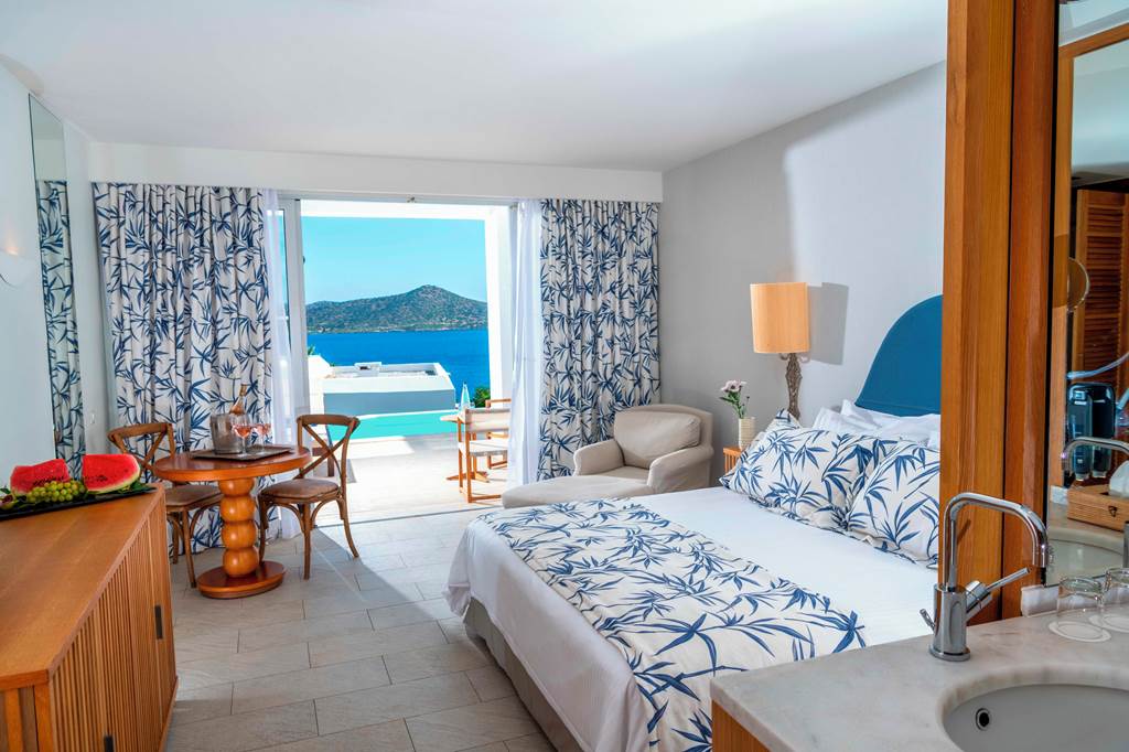 Amazing Adult Only Aquila Elounda Village From £1460pp 15 HER 87913 Aquila Elounda Village 0824 32 Louise and Scott at Hays Travel