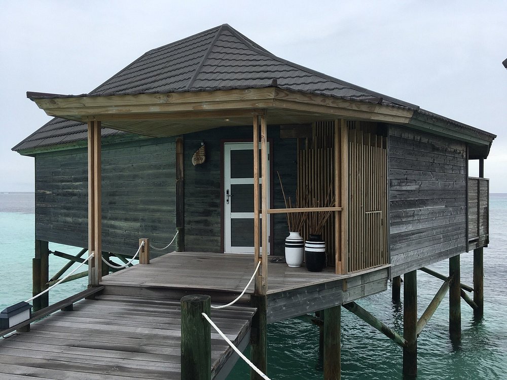 des vacances de reves Louise and Scott at Hays Travel