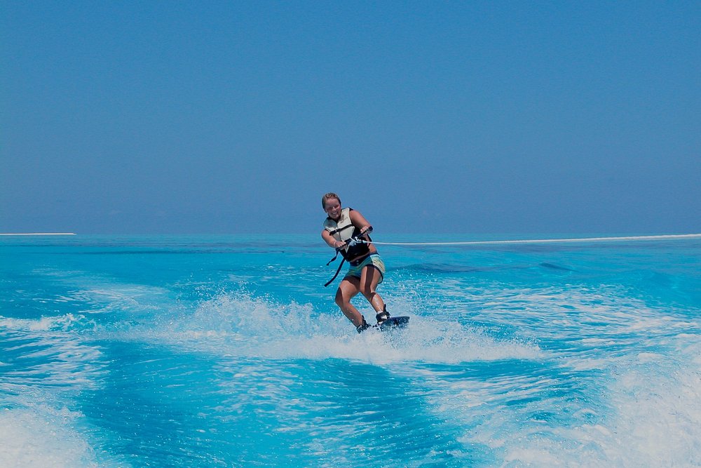 water ski Louise and Scott at Hays Travel