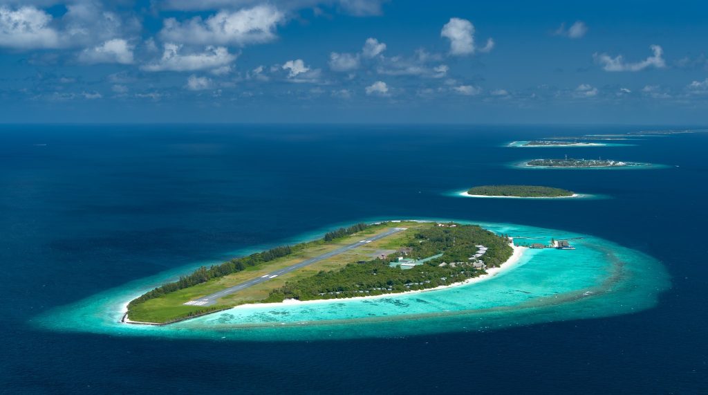 Exclusive Maldives Deal on Ifuru Island from £2516pp 3 526945412 729545946523181 5812702851563325247 n 1 Louise and Scott at Hays Travel