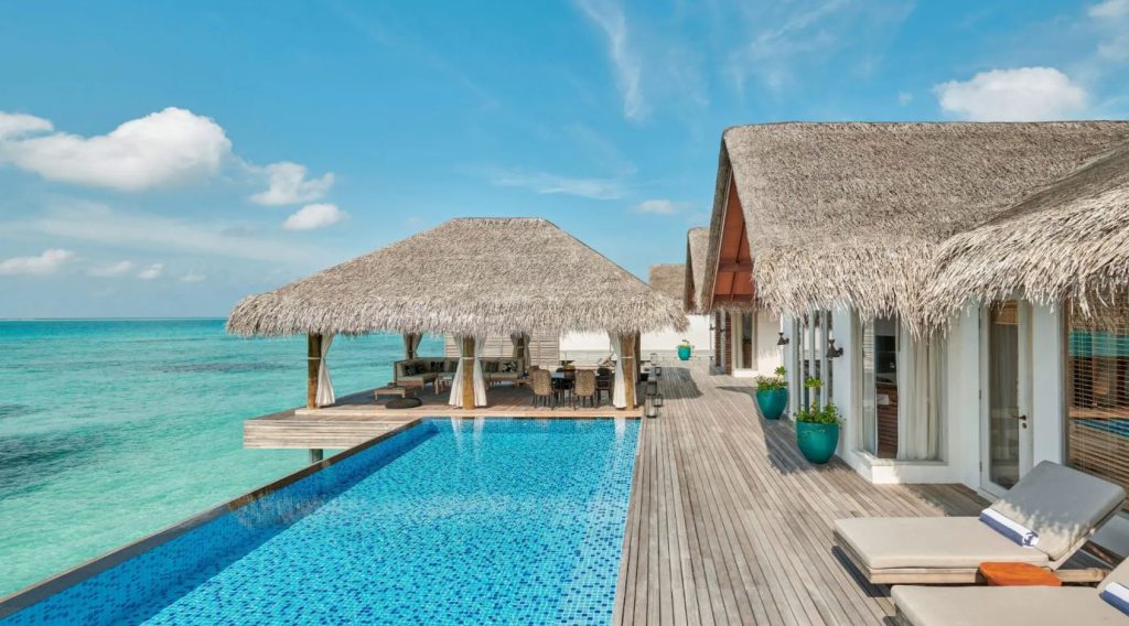 The Ultimate Luxury Twin Centre Holiday: Maldives & Dubai from £3149pp 14 Capture2 2 Louise and Scott at Hays Travel