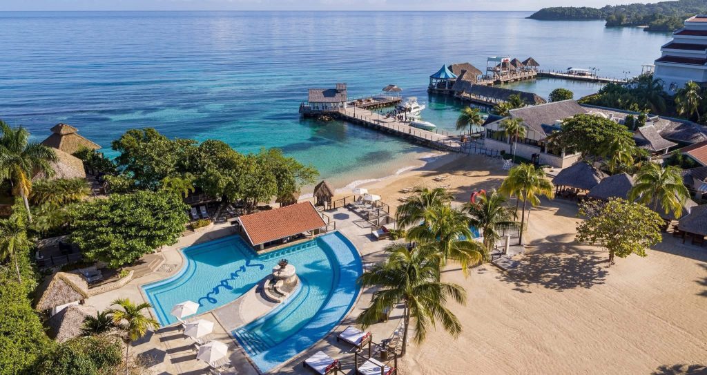 Amazing Sandals Ochi Jamaica Butler Suite Deal – June 2026 Escape 1 547262640 122264149388027598 8587197812678139266 n 1 Louise and Scott at Hays Travel